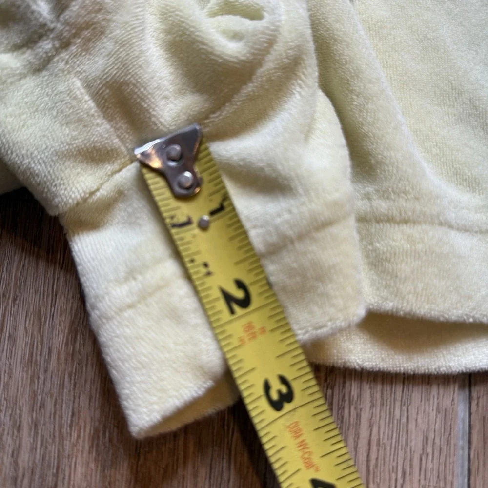 XL Nike Sportswear‎ Terry Cloth PE Shorts Citron Tint Wheat Gold Women's